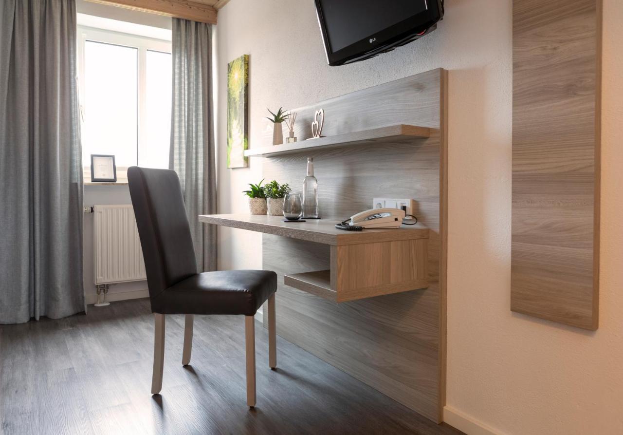 Hotel Am Ludwigskanal ヴェンデルシュタイン エクステリア 写真